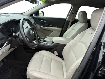 2021 Cadillac XT4 Luxury