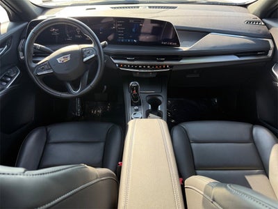 2025 Cadillac XT4 Premium Luxury