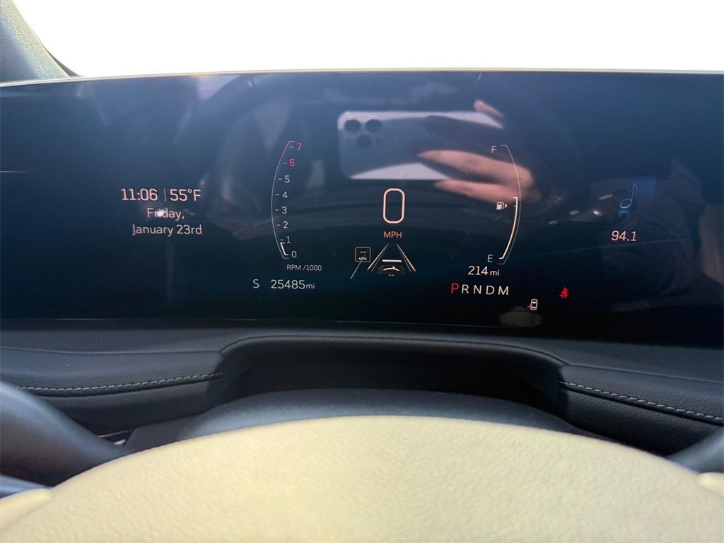 2025 Cadillac XT4 Premium Luxury