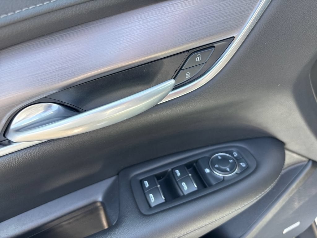 2024 Cadillac XT5 Luxury