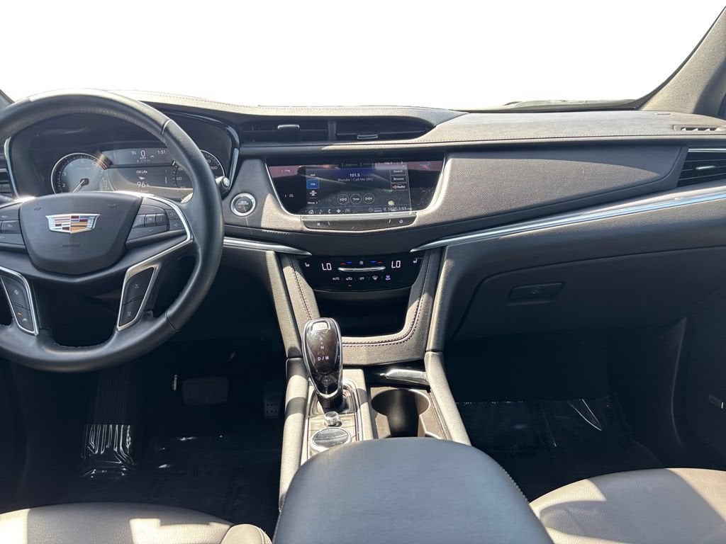 2024 Cadillac XT5 Luxury