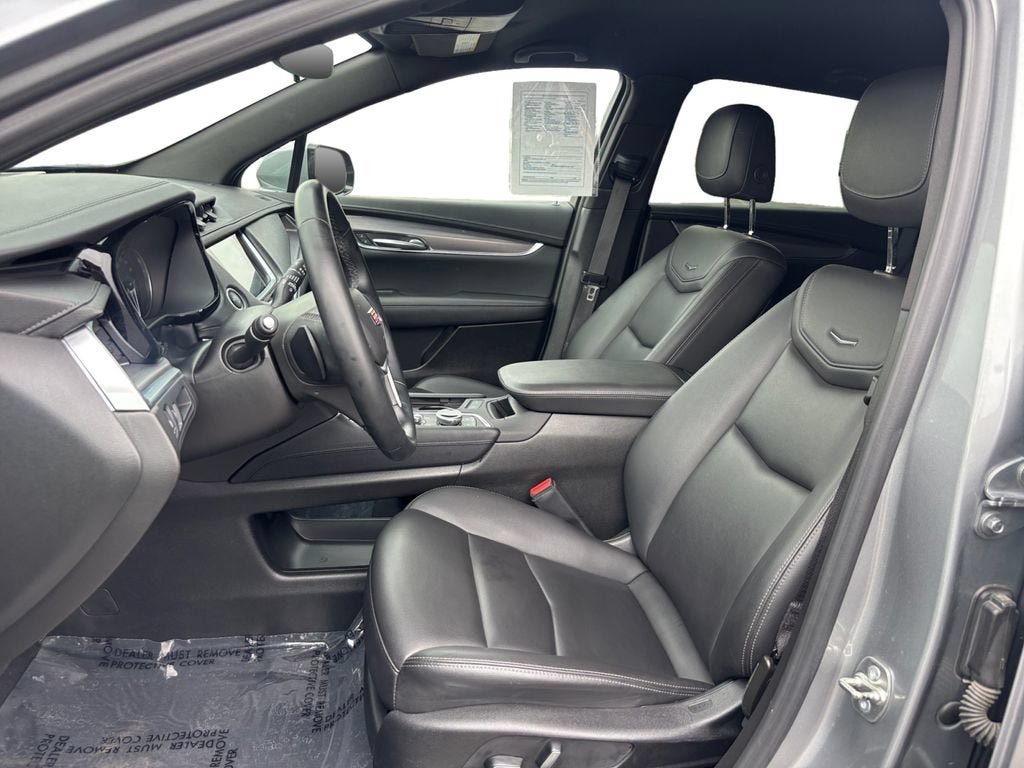 2024 Cadillac XT5 Luxury