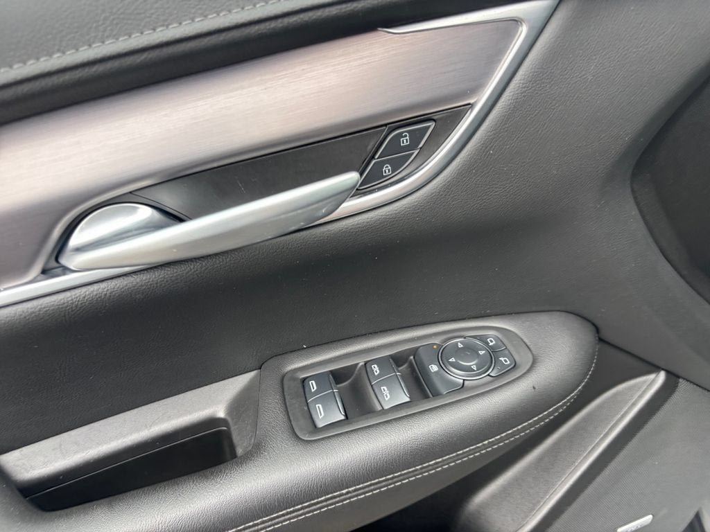 2024 Cadillac XT5 Luxury