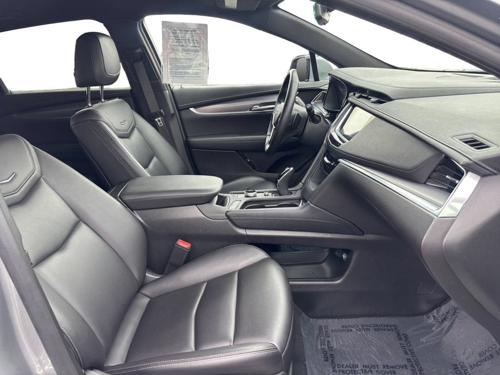 2024 Cadillac XT5 Luxury