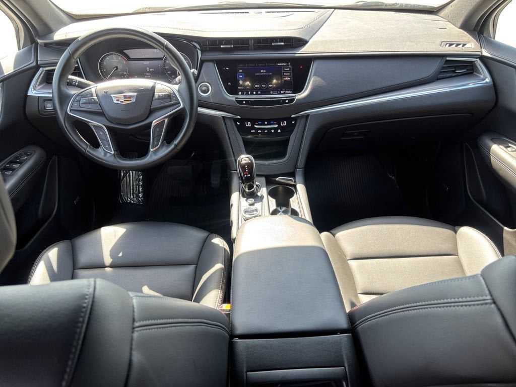 2024 Cadillac XT5 Luxury
