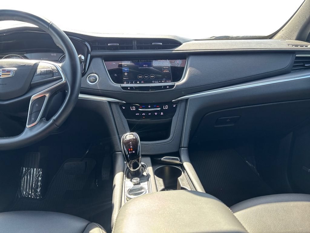 2024 Cadillac XT5 Luxury