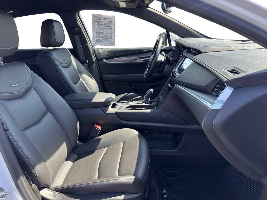 2024 Cadillac XT5 Luxury