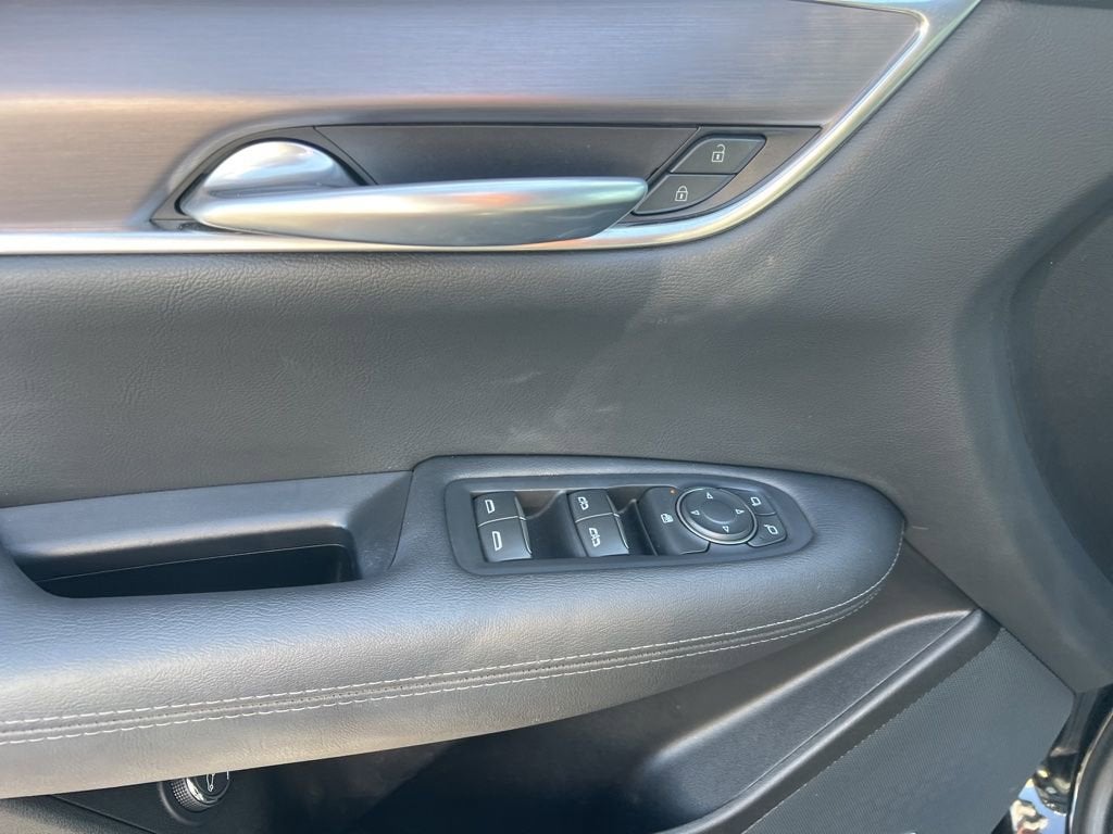 2023 Cadillac XT5 Luxury