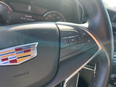2023 Cadillac XT5 Luxury