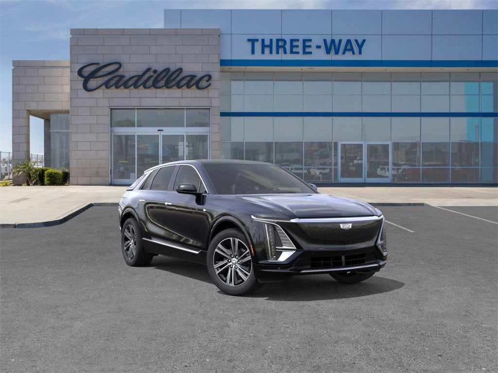 2025 Cadillac LYRIQ Luxury 2