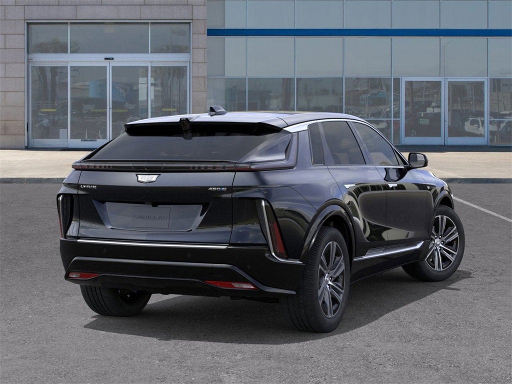 2025 Cadillac LYRIQ Luxury 2