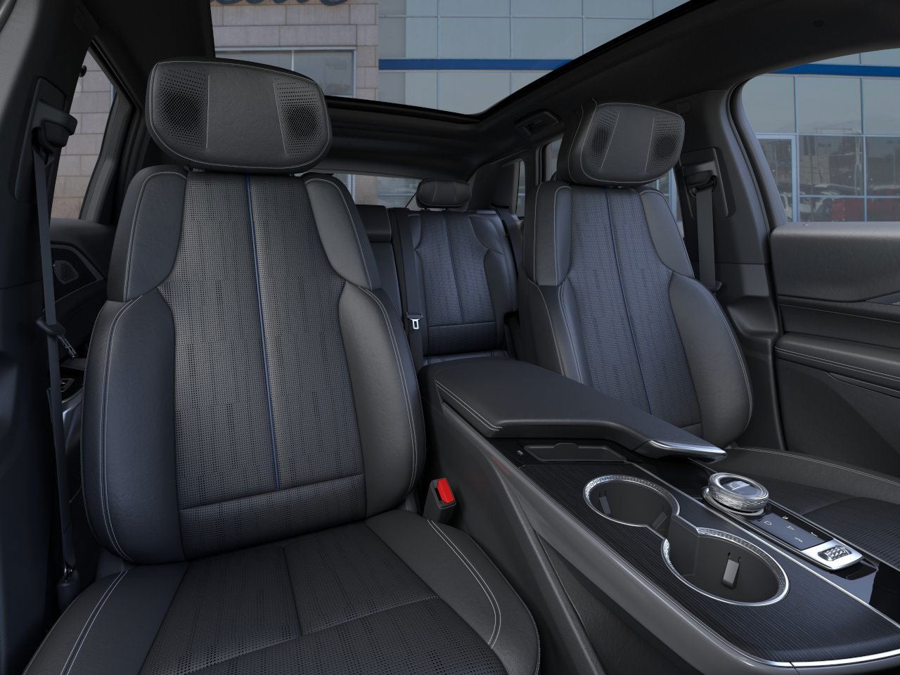 2025 Cadillac LYRIQ Luxury 2