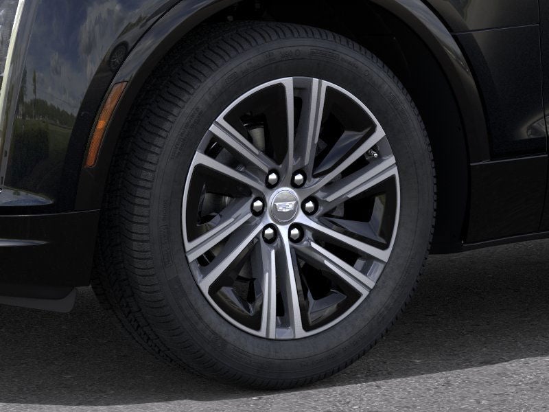 2025 Cadillac LYRIQ Luxury 2