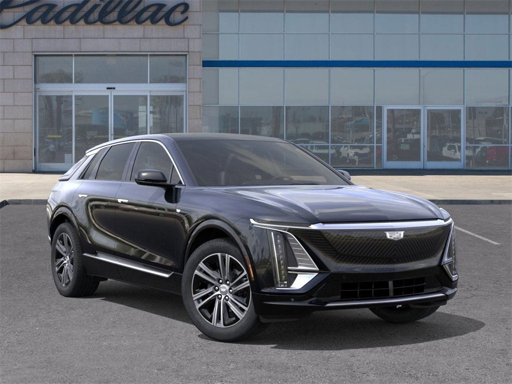 2025 Cadillac LYRIQ Luxury 2