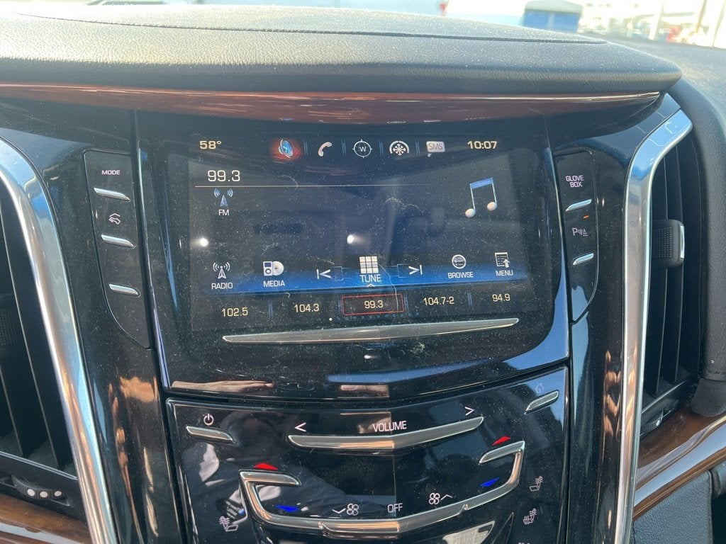 2017 Cadillac Escalade 2WD 4dr