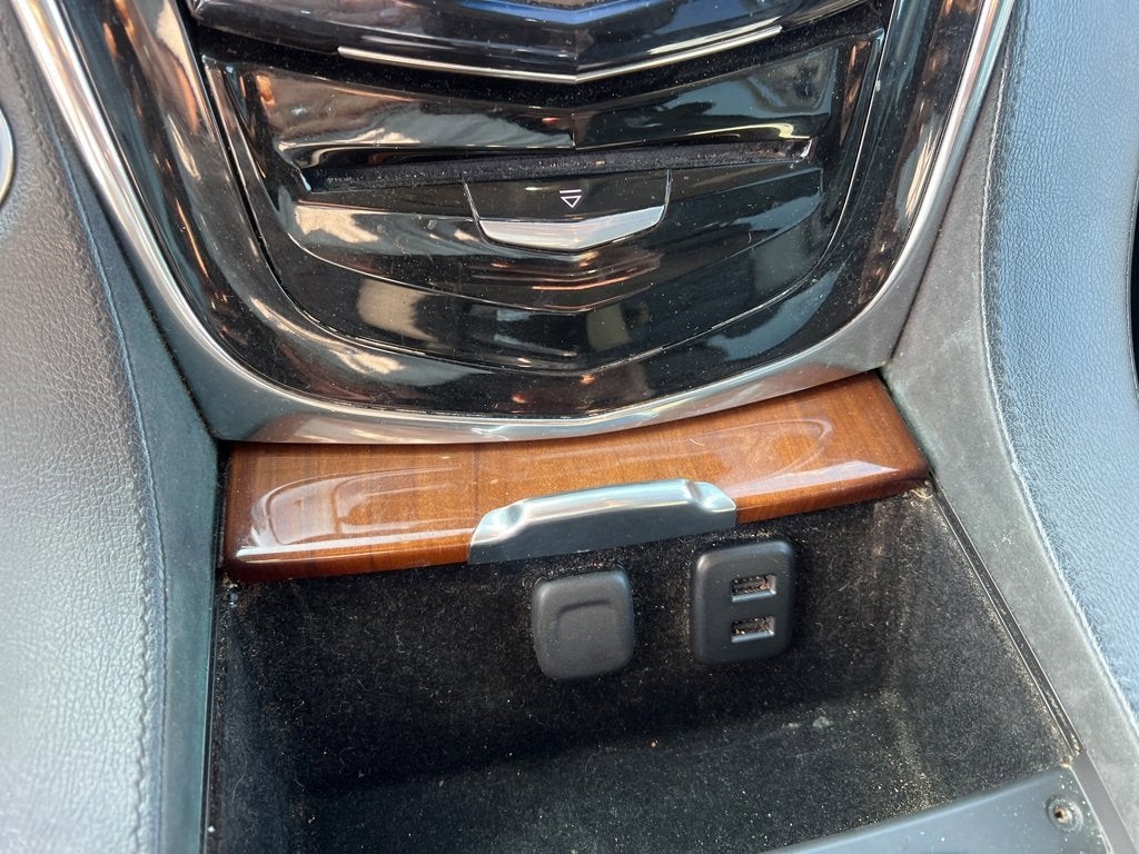 2017 Cadillac Escalade 2WD 4dr