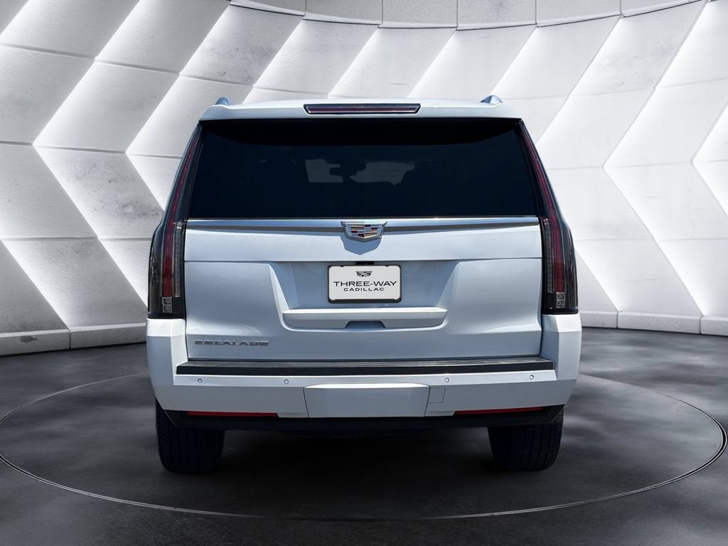 2020 Cadillac Escalade Luxury