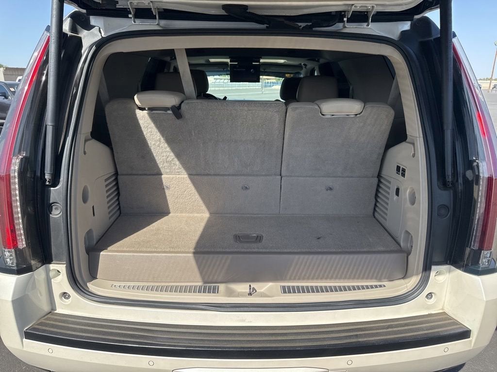 2015 Cadillac Escalade Luxury