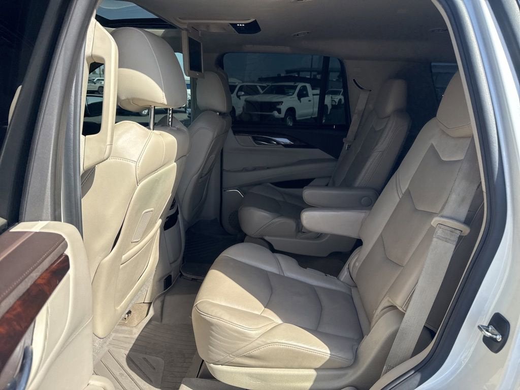 2015 Cadillac Escalade Luxury