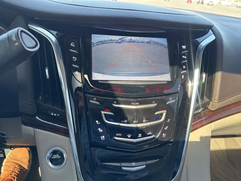 2015 Cadillac Escalade Luxury