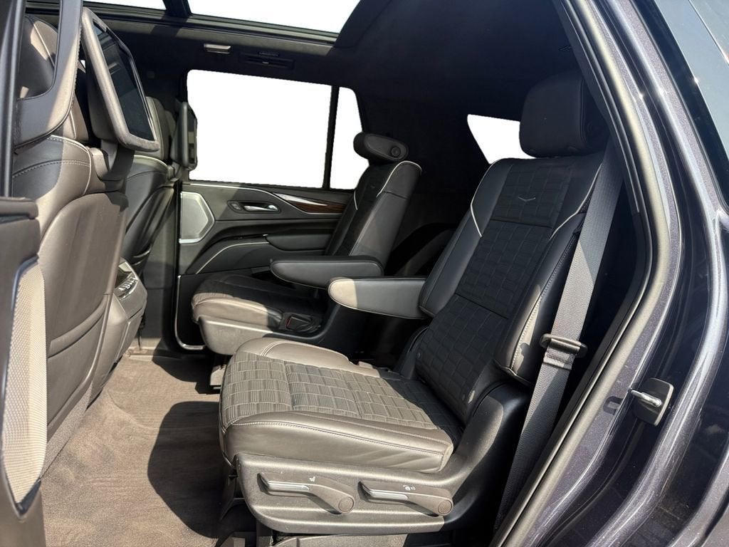 2023 Cadillac Escalade Sport Platinum