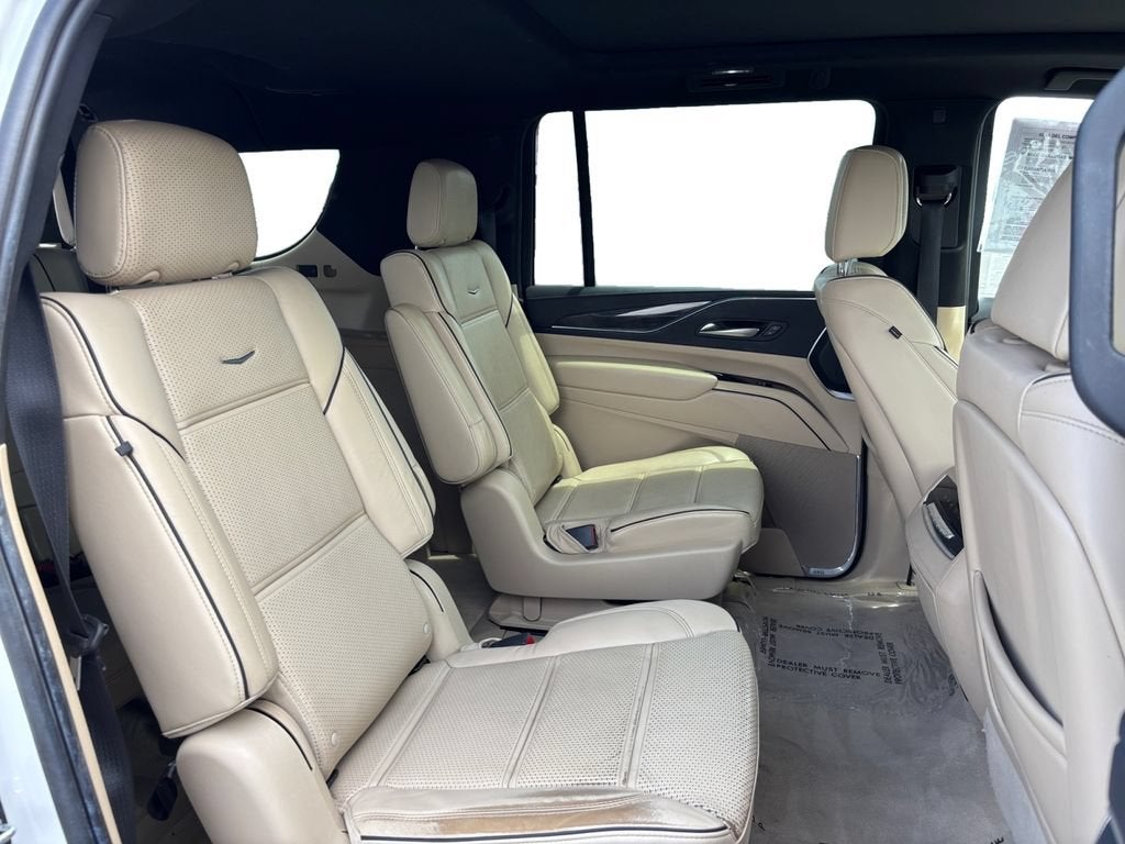2023 Cadillac Escalade ESV 4WD Premium Luxury