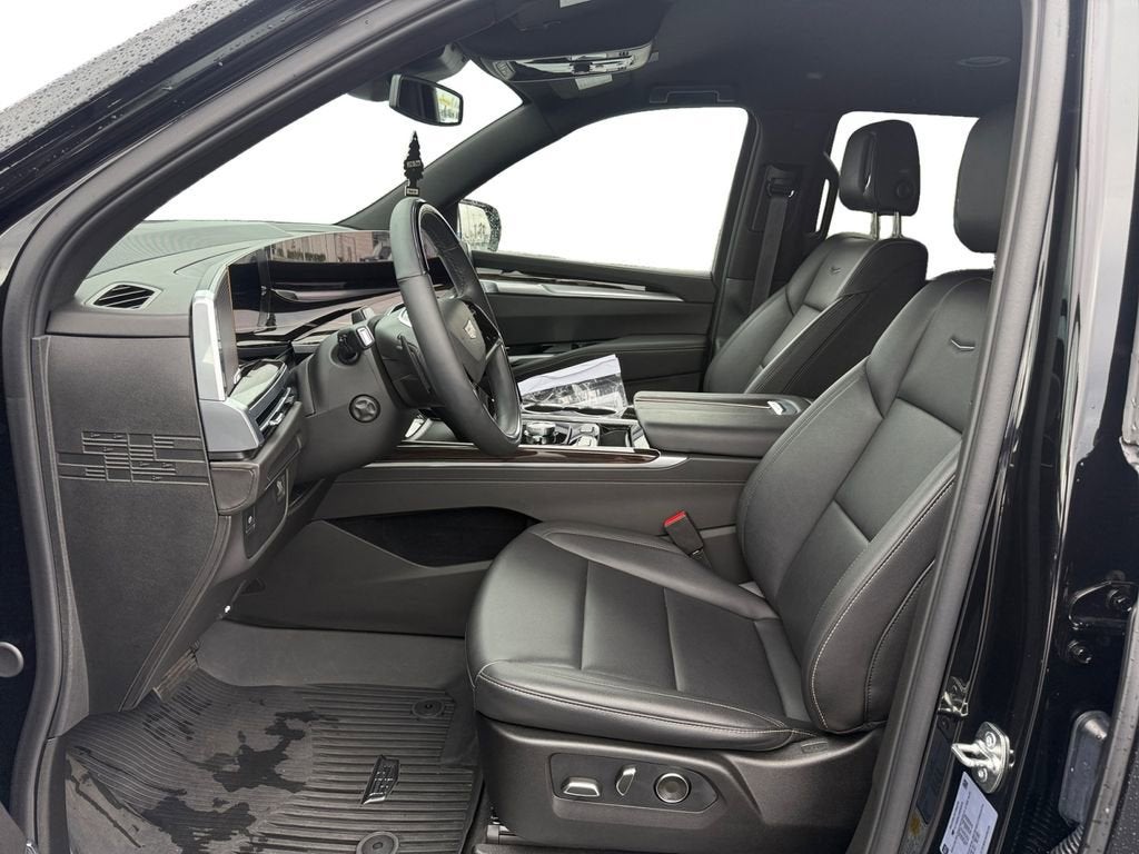 2025 Cadillac Escalade Luxury