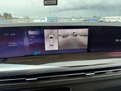 2025 Cadillac Escalade Luxury