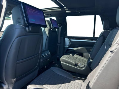2026 Cadillac Escalade Platinum Luxury