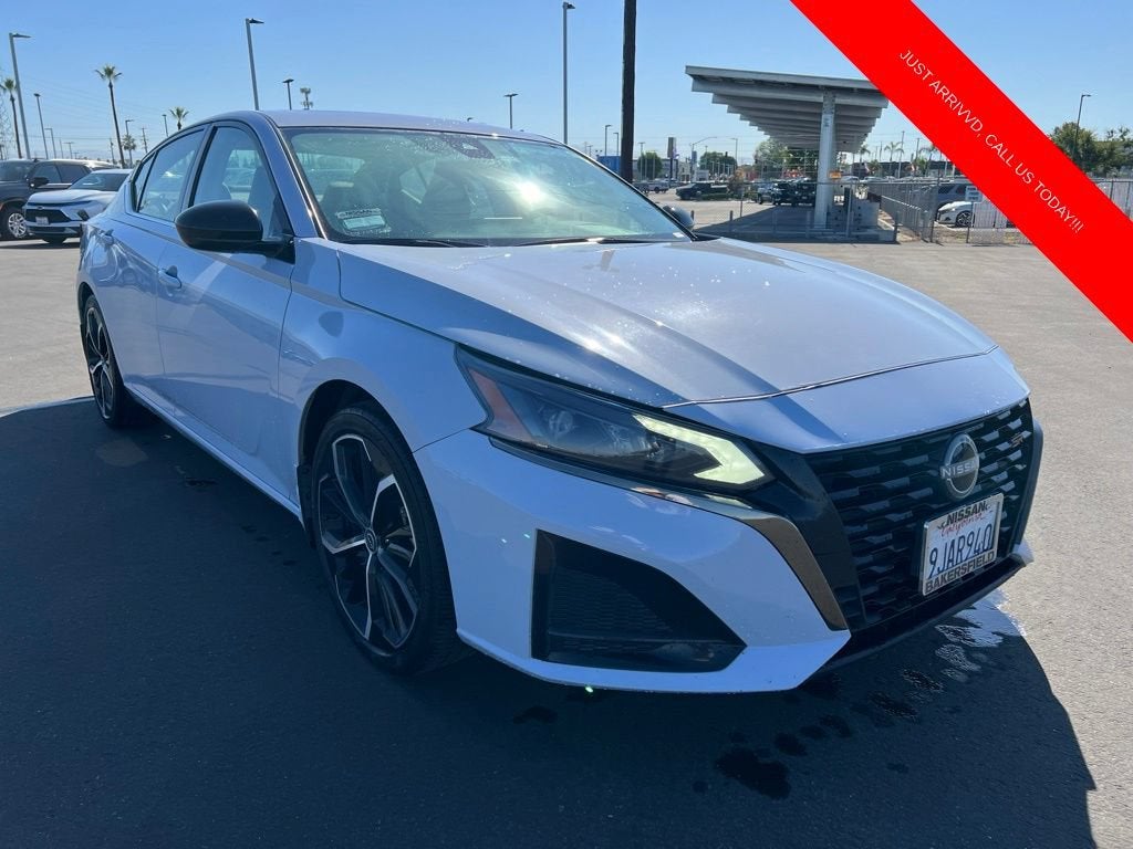 2023 Nissan Altima SR FWD