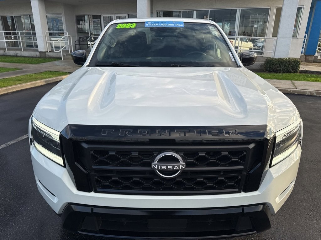 2023 Nissan Frontier SV