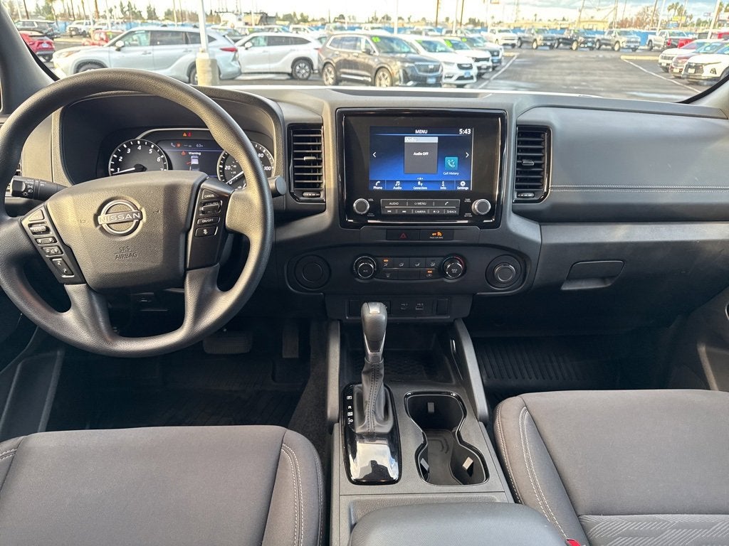 2023 Nissan Frontier SV
