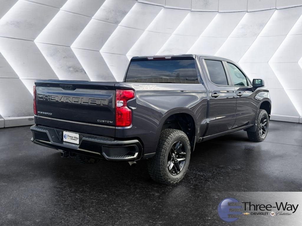 2024 Chevrolet Silverado 1500 Custom Trail Boss