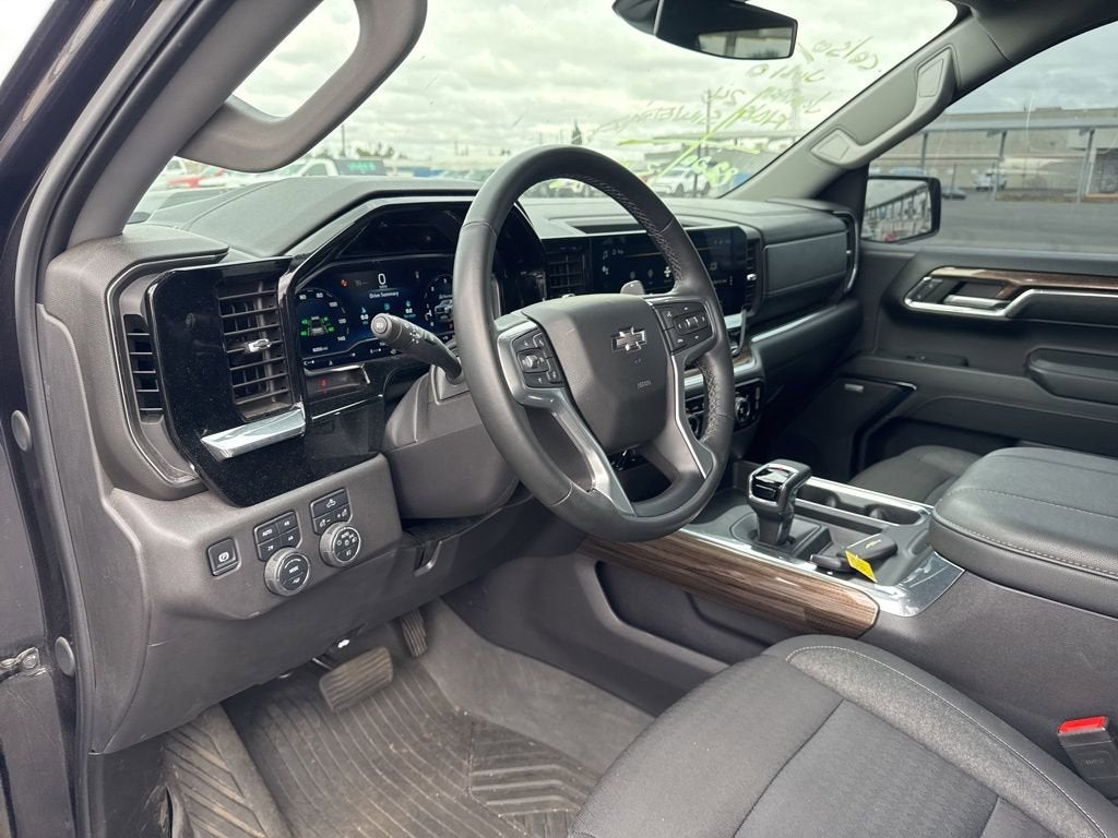 2024 Chevrolet Silverado 1500 LT Trail Boss