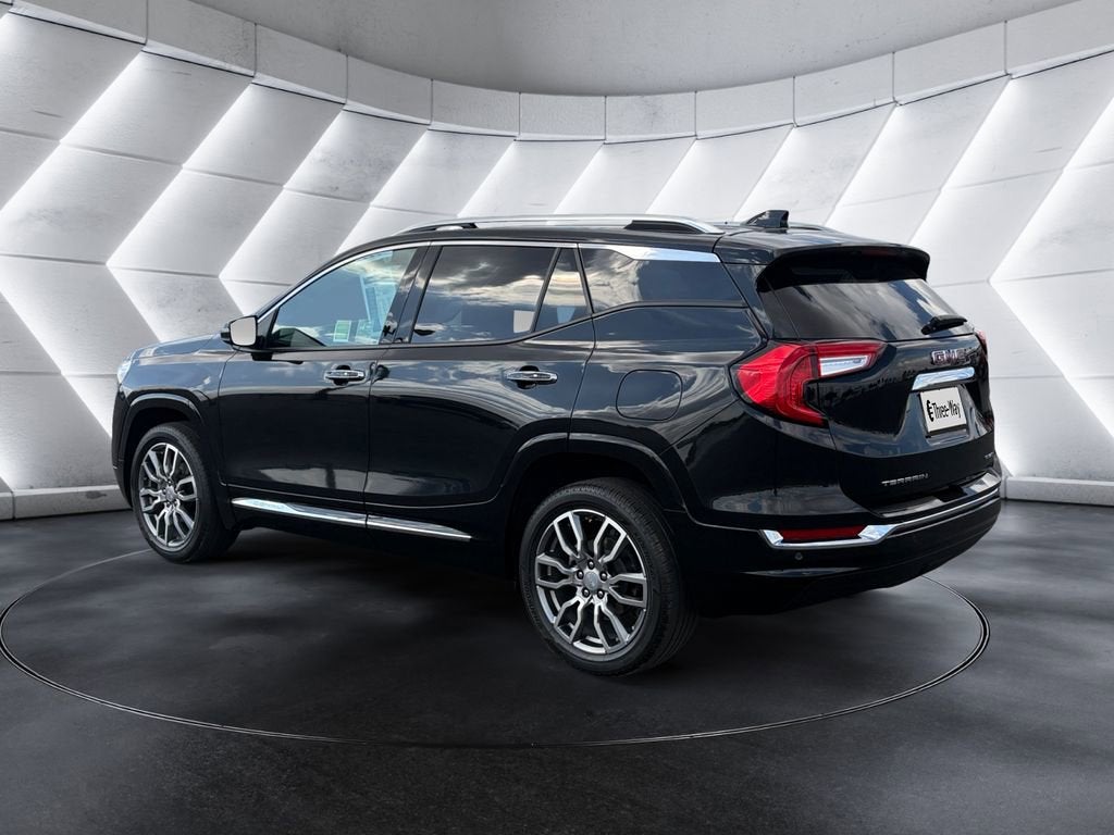 2023 GMC Terrain Denali