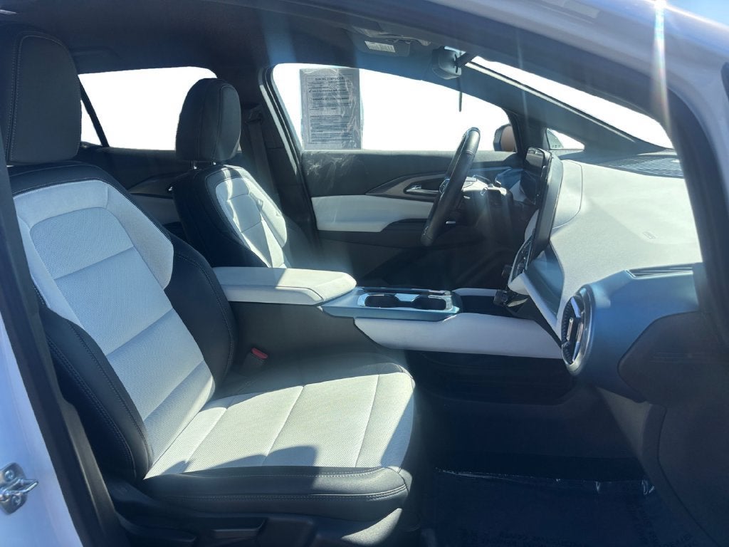 2024 Chevrolet Equinox EV 2LT