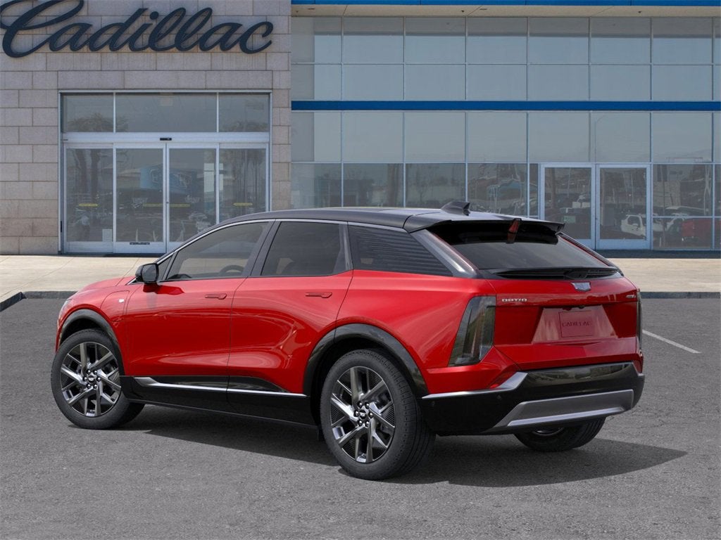 2025 Cadillac OPTIQ Luxury 1