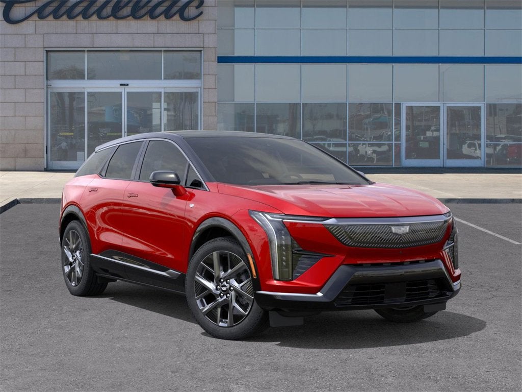 2025 Cadillac OPTIQ Luxury 1