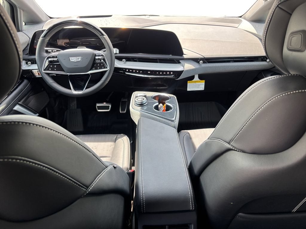 2027 Cadillac OPTIQ Premium Luxury
