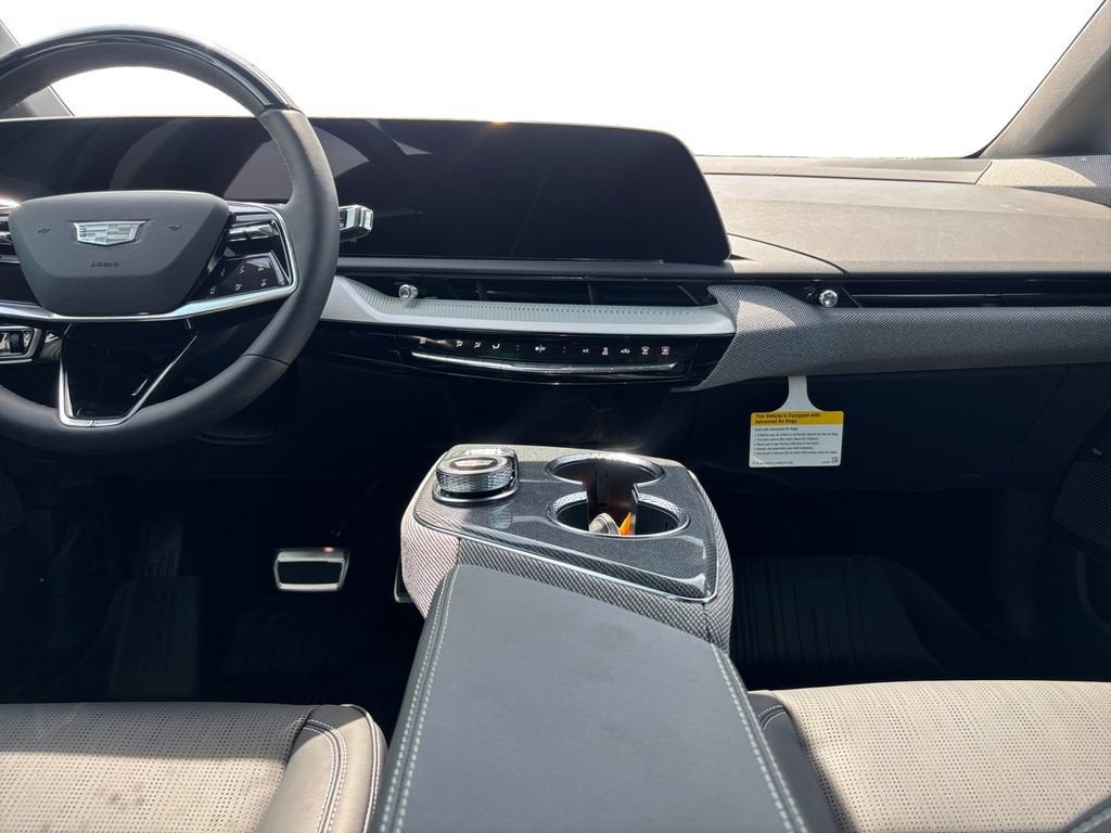 2027 Cadillac OPTIQ Premium Luxury