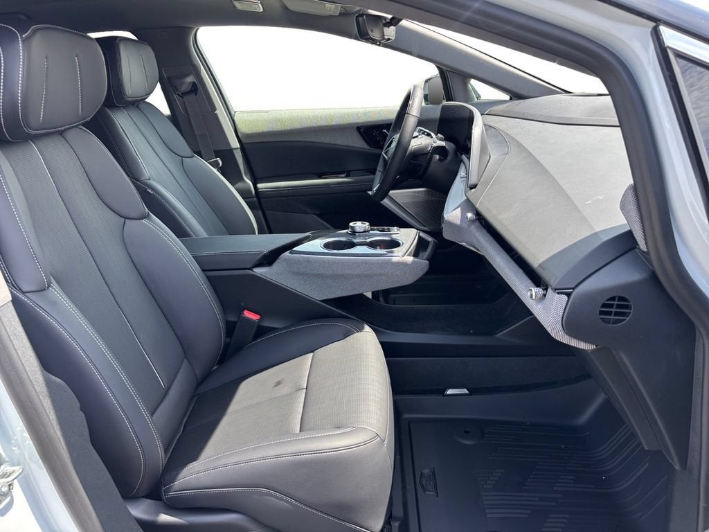 2027 Cadillac OPTIQ Premium Luxury