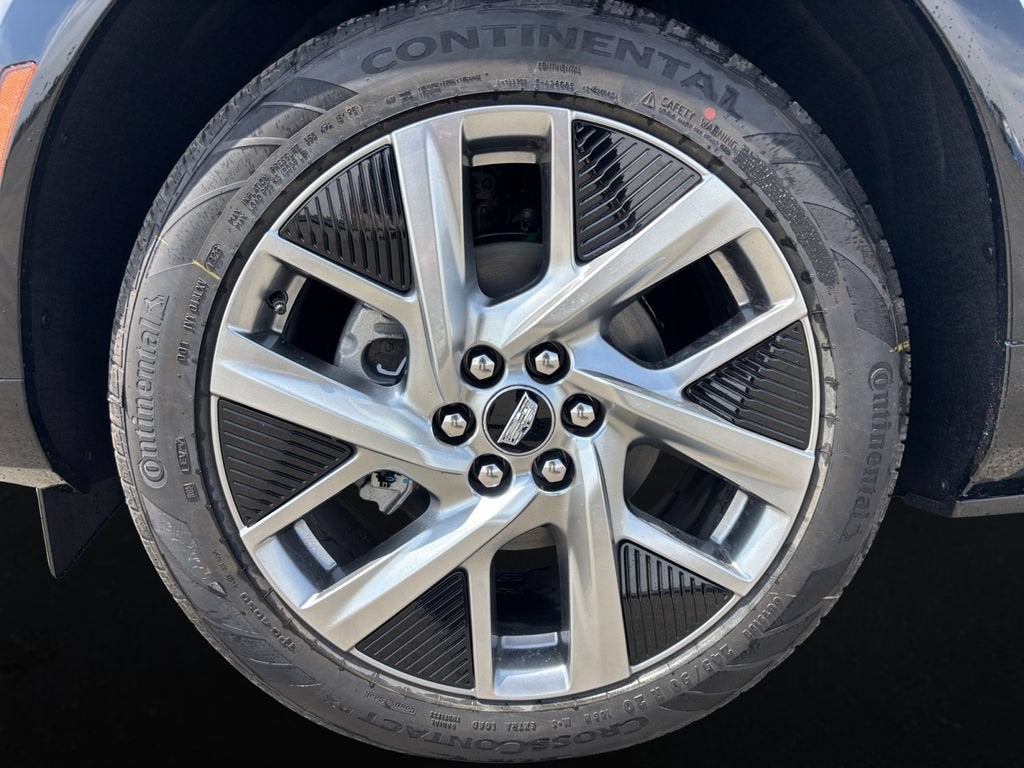 2027 Cadillac OPTIQ Premium Luxury