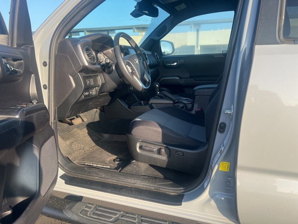 2020 Toyota Tacoma 2WD SR5