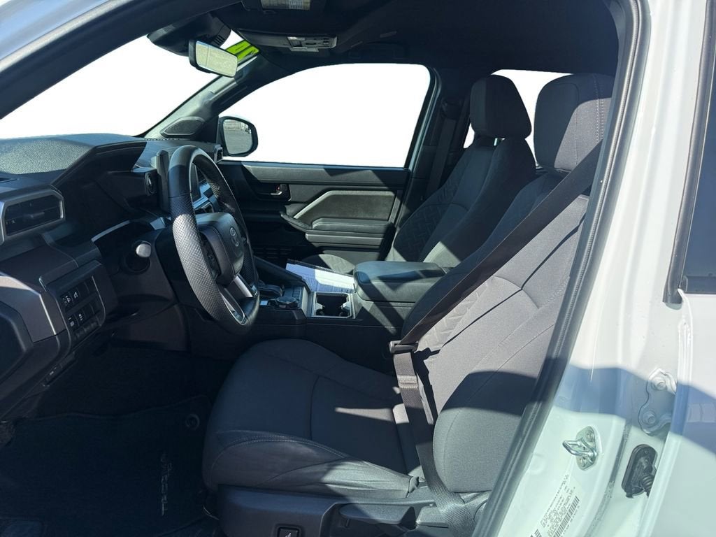 2024 Toyota Tacoma 4WD SR5