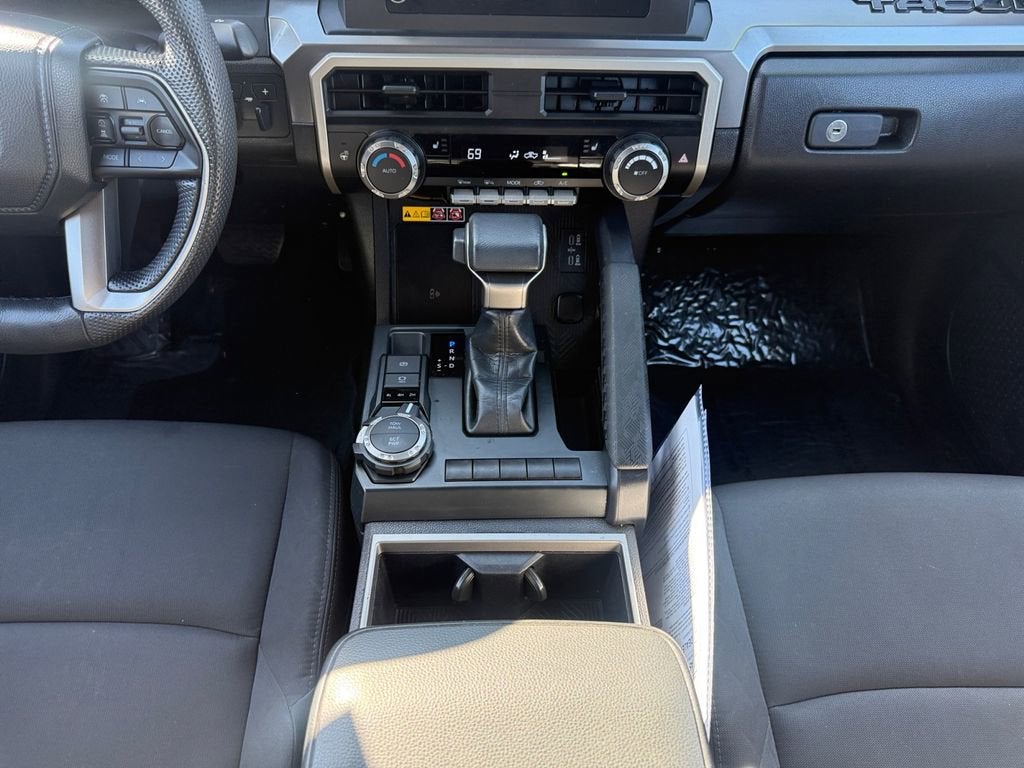 2024 Toyota Tacoma 4WD SR5