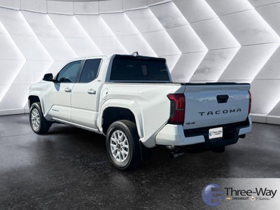 2024 Toyota Tacoma 4WD SR5