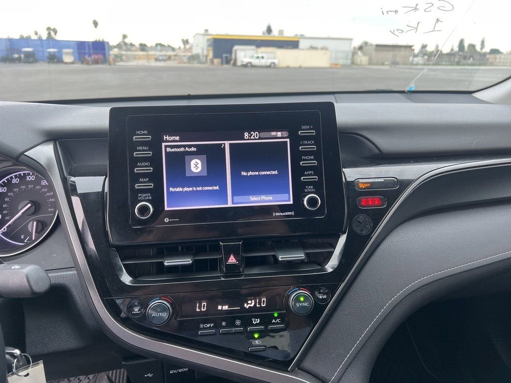 2022 Toyota Camry SE