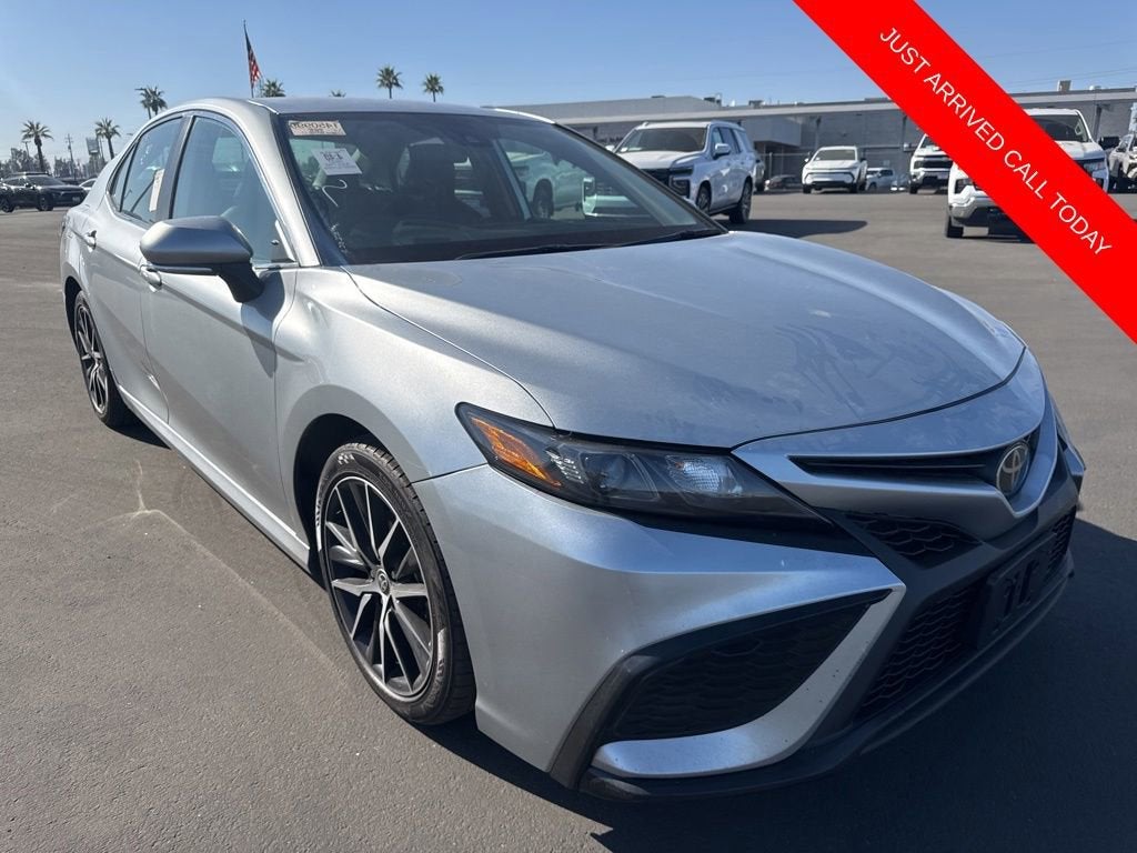 2023 Toyota Camry SE