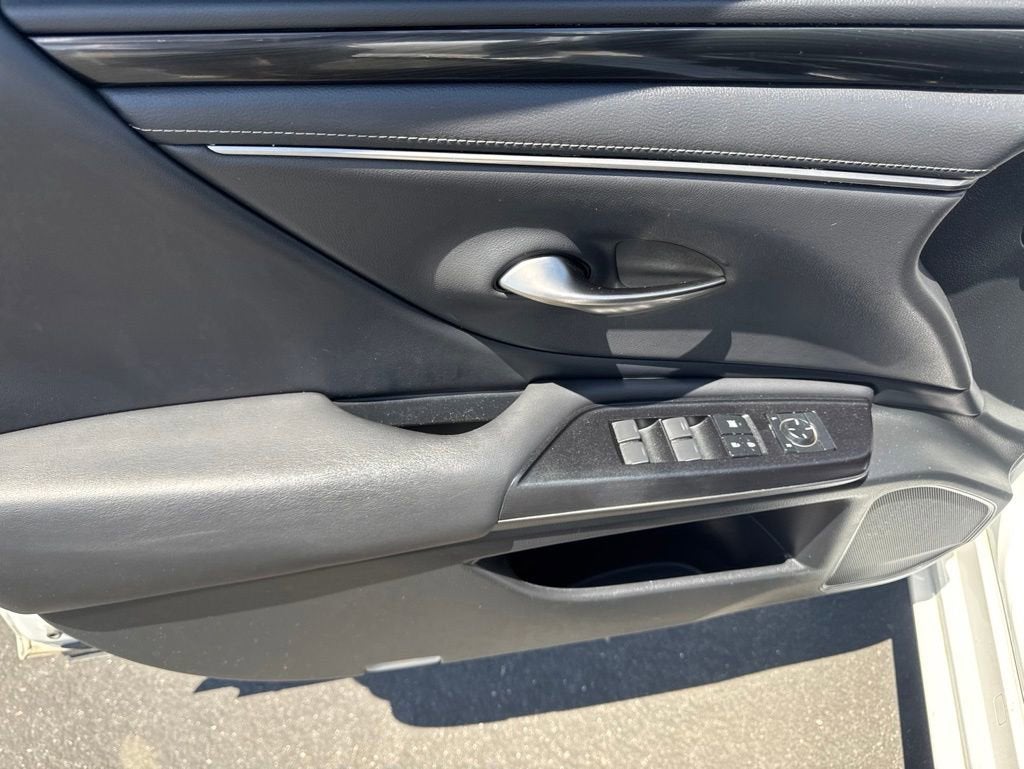 2020 Lexus ES ES 300h