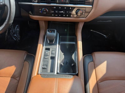 2023 Nissan Pathfinder Platinum